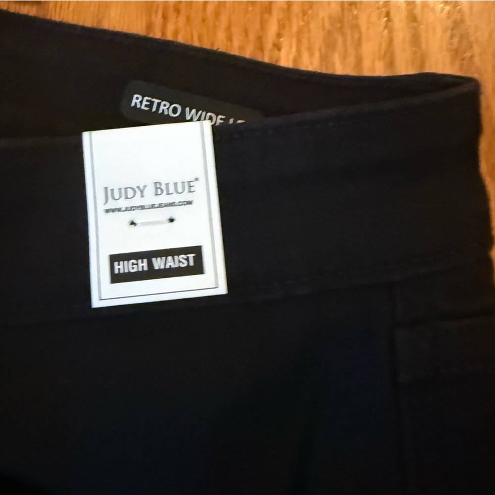 Judy Blue jeans - Picture 4 of 9
